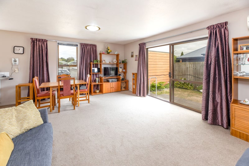 1/23 Tower Street, Hornby, Christchurch - Carousel 2