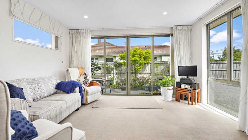 2/173 Cashmere Road, Hoon Hay, Christchurch - Carousel 2