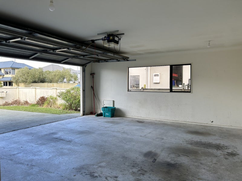 12 Waterhouse Drive, Brooklyn, Wellington - Carousel 23