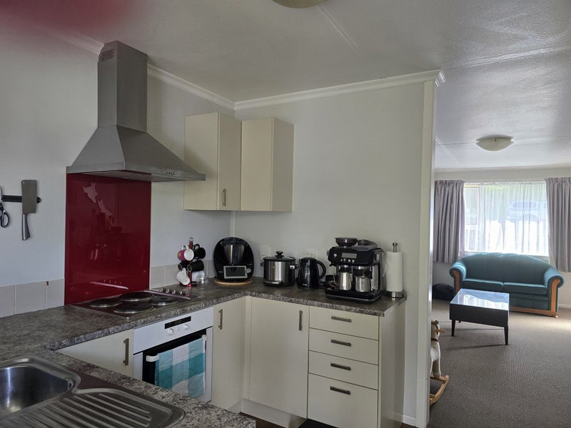 42B Nugent Street, Bell Block, New Plymouth - Carousel 2