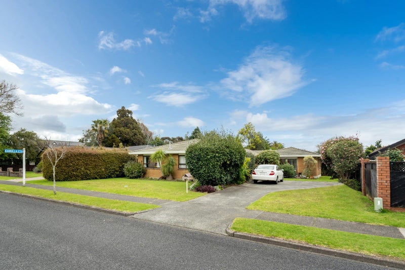 238 Walter Strevens Drive, Conifer Grove, Takanini - Carousel 2