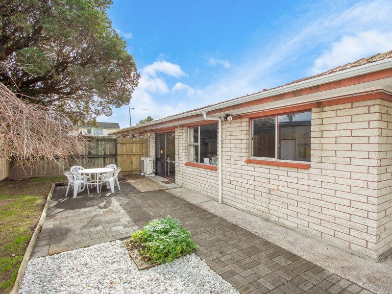 15 Eason Street, Victoria, Rotorua - Carousel 1