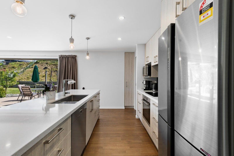 3 Masons Court, Lower Shotover, Queenstown - Carousel 2