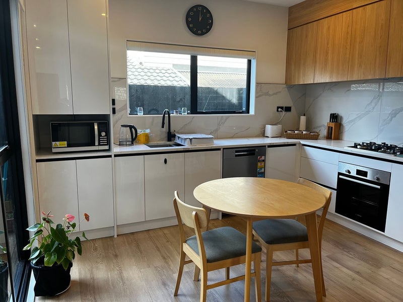 701 Massey Road, Māngere, Auckland - Carousel 2