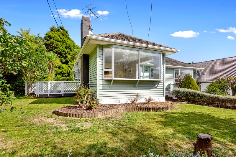 72 Tawhai Street, Stokes Valley, Lower Hutt - Carousel 2