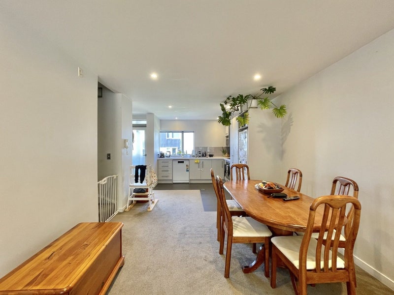 50/120 Rintoul Street, Newtown, Wellington - Carousel 2