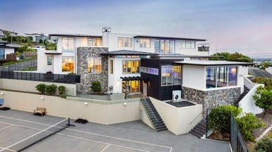 101 Glenstrae Road, Redcliffs, Christchurch - Carousel 1