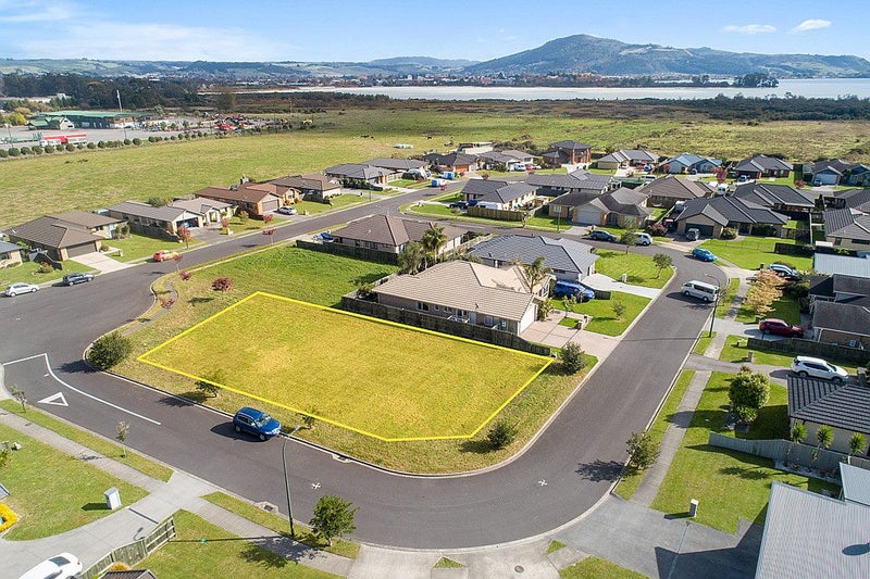 66 Carroll Place, Owhata, Rotorua - Carousel 1