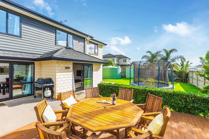 26 Pony Park Place, Beachlands, Auckland - Carousel 1