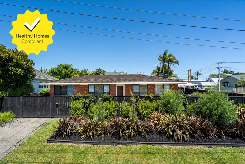 24B Regina Street, Westmere, Auckland - Carousel 1