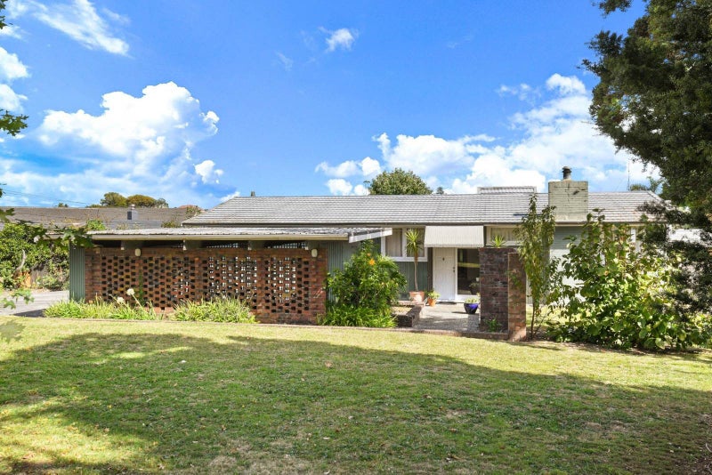 198 Bleakhouse Road, Mellons Bay, Auckland - Carousel 2