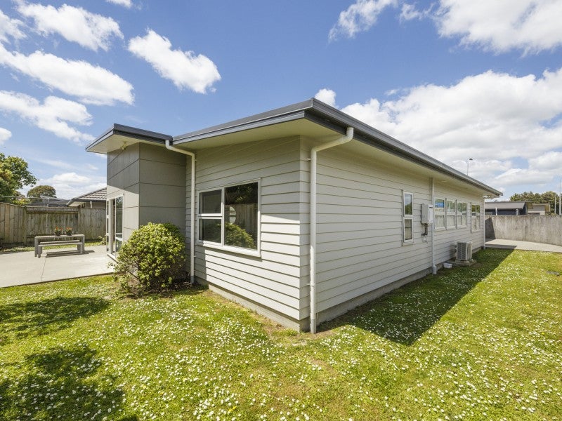 1 Lorenzo Place, Kelvin Grove, Palmerston North - Carousel 20