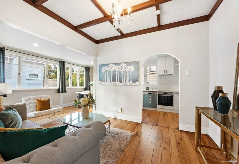 928A Mount Eden Road, Three Kings, Auckland - Carousel 1