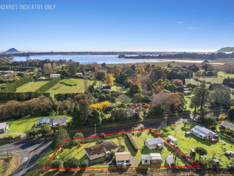 1 Kaiwha Road, Welcome Bay, Tauranga - Carousel 21