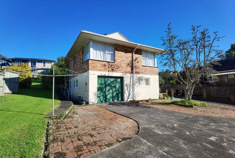 12 Covic Avenue, Blockhouse Bay, Auckland - Carousel 2