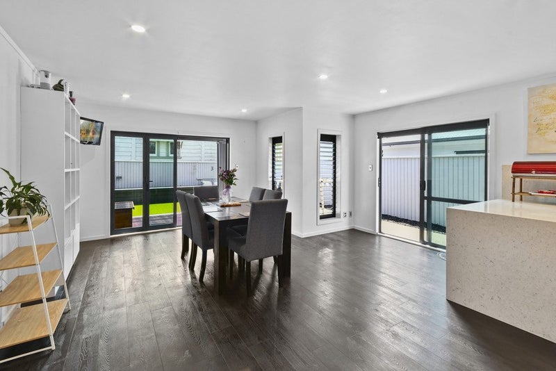 79C Beach Road, Pahurehure, Papakura - Carousel 1