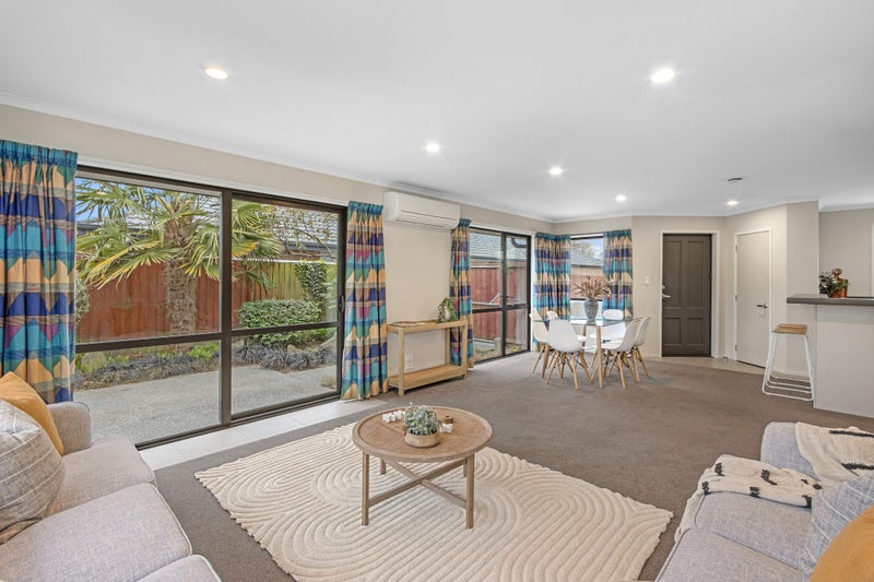 10B Sutton Place, Dallington, Christchurch - Carousel 1