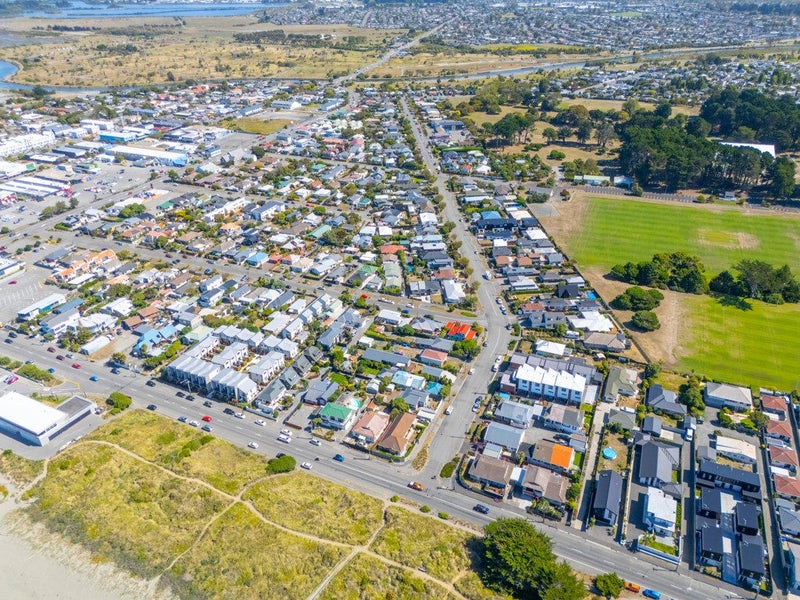 1/6 Lonsdale Street, New Brighton, Christchurch - Carousel 17