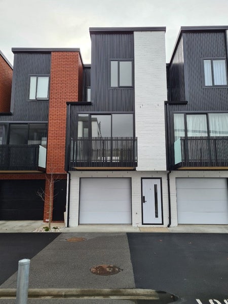 8/182 London Street, Hamilton Central, Hamilton - Carousel 1