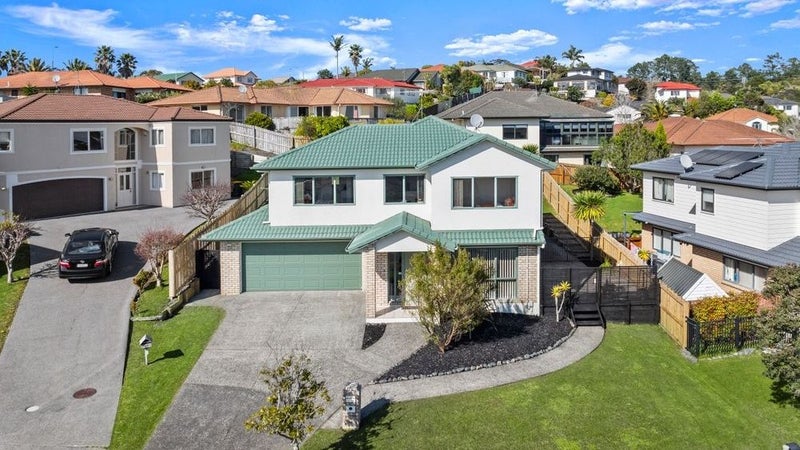 42 Black Teal Close, Unsworth Heights, Auckland - Carousel 1