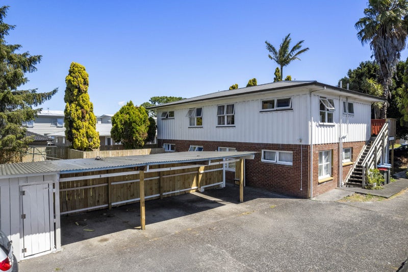 2/86 Canal Road, Avondale, Auckland - Carousel 2