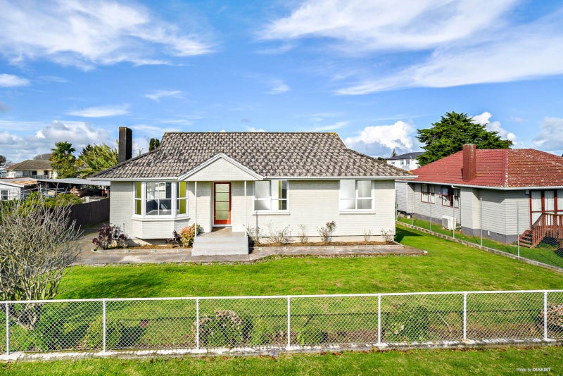 4 Rush Place, Mangere, Auckland - Carousel 2
