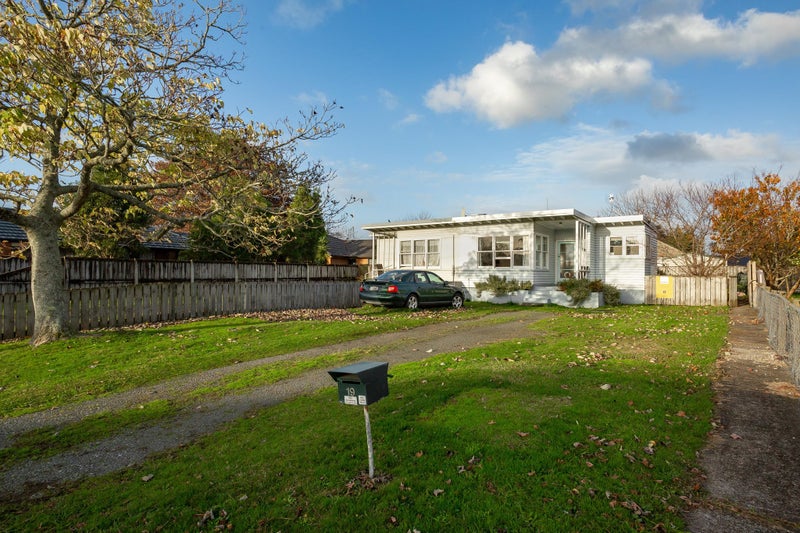 19 Pinfold Avenue, Hamilton East, Hamilton - Carousel 2