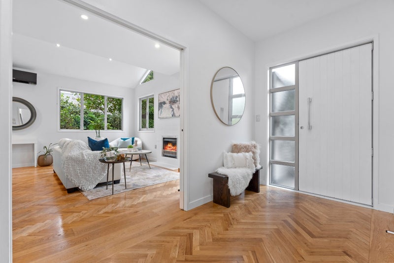 118A Riddell Road, Glendowie, Auckland - Carousel 2