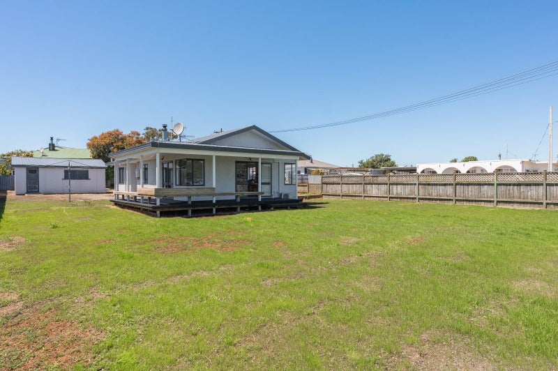 1 Ladywood Road, Bay View, Napier - Carousel 12