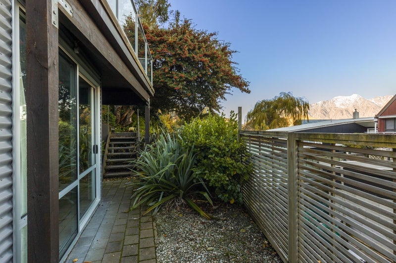 32D Lomond Crescent, Queenstown, Queenstown - Carousel 13