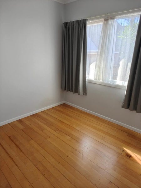 28 Lake Pupuke Drive, Takapuna, Auckland - Carousel 9