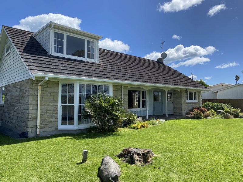 16 Myres Street, Otumoetai, Tauranga - Carousel 2