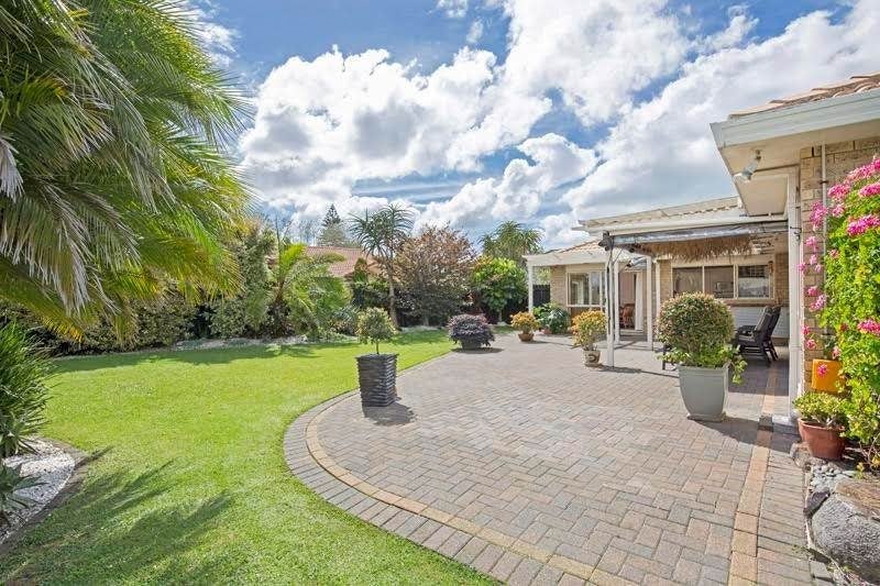 14 Aspatria Place, Northpark, Auckland - Carousel 24