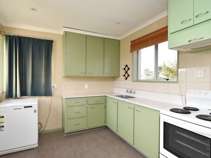 15 Burns Street, Kew, Invercargill - Carousel 2