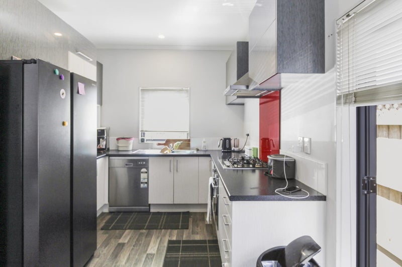 412 Weymouth Road, Weymouth, Auckland - Carousel 2