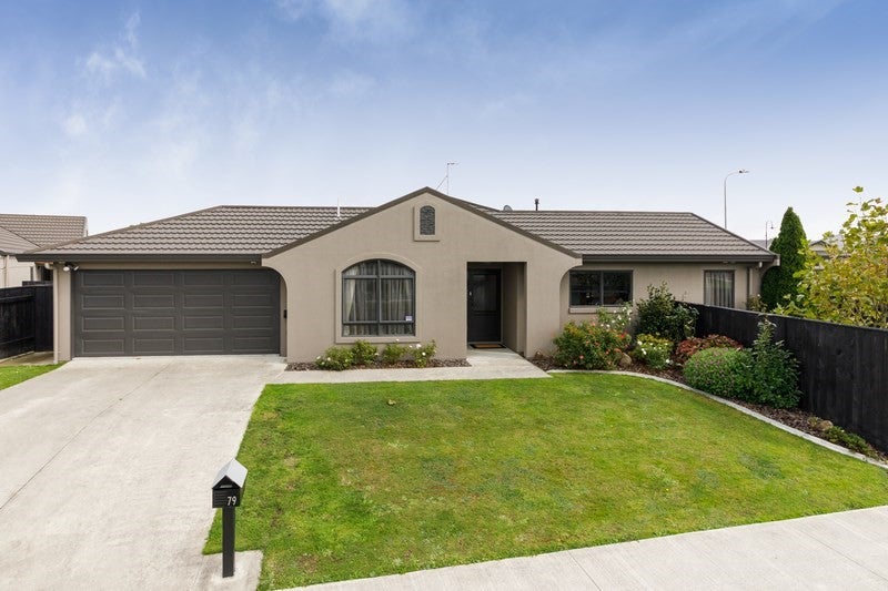 79 Meridian Grove, Kelvin Grove, Palmerston North - Carousel 1