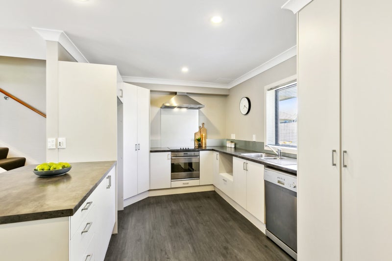 300B Mitchell Street, Brooklyn, Wellington - Carousel 2