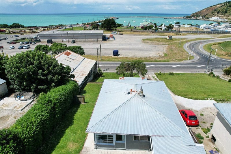 37 Tyne Street, South Hill, Oamaru - Carousel 20