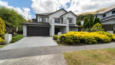 53 Amesbury Drive, Churton Park, Wellington - Carousel 1