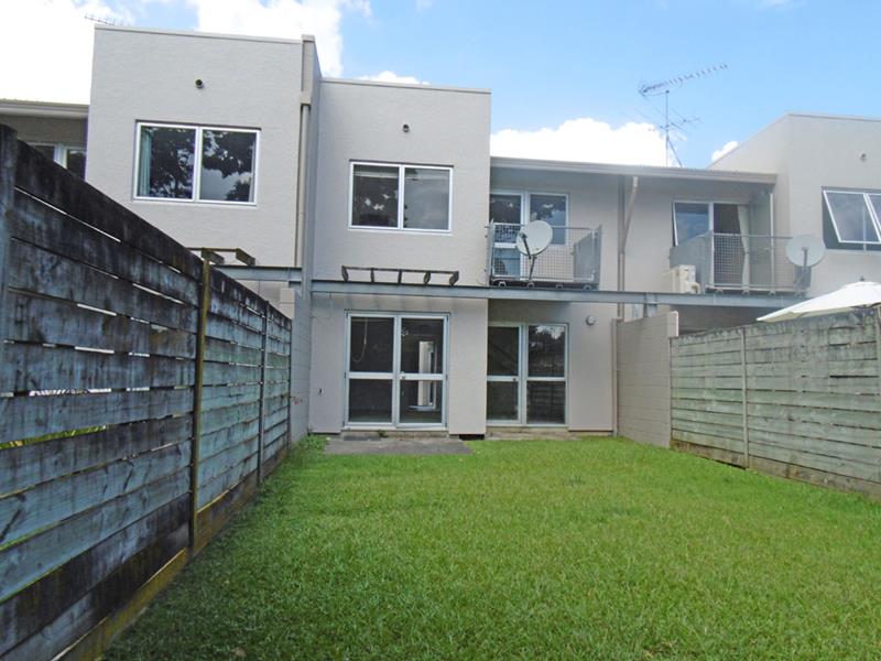 10/8 Eaglehurst Road, Ellerslie, Auckland - Carousel 1