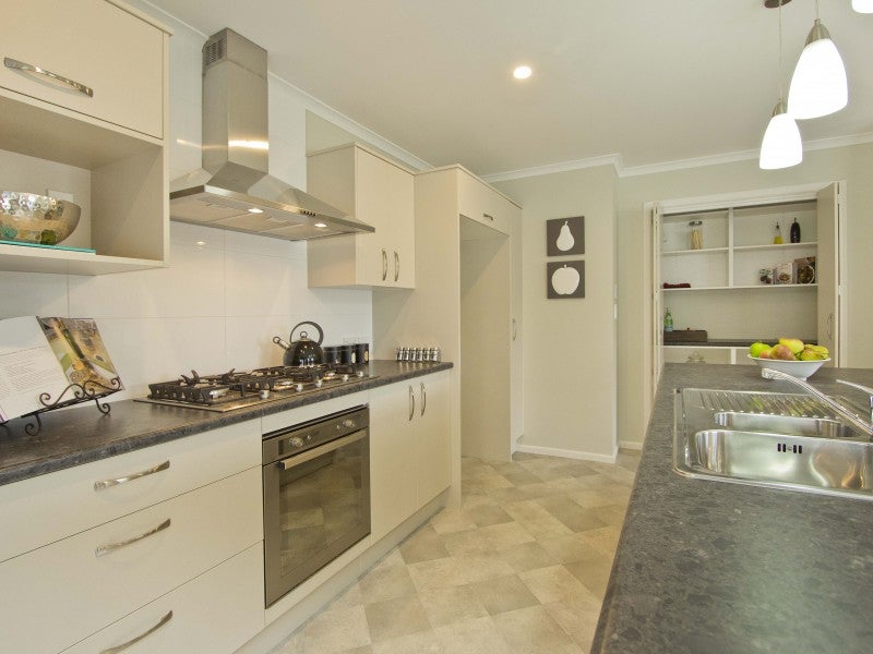 19 Fraser Colman Grove, Wainuiomata, Lower Hutt - Carousel 2