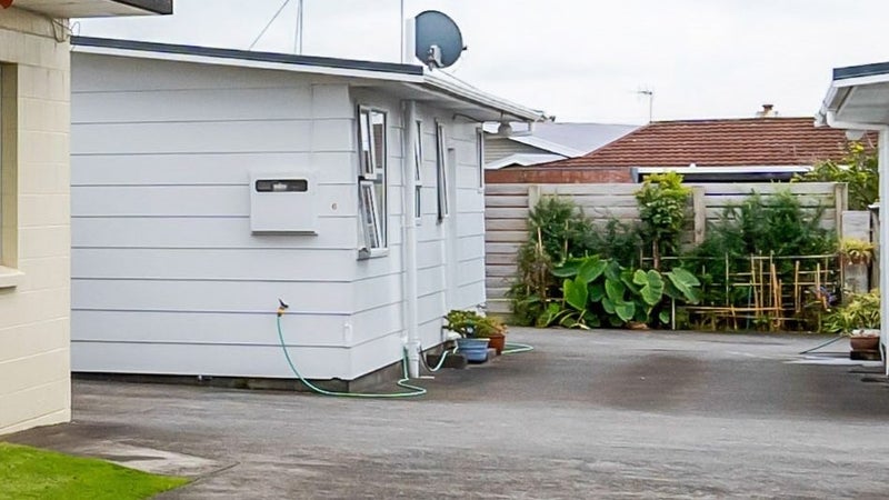 6/56 Tukapa ST, Westown, New Plymouth - Carousel 1