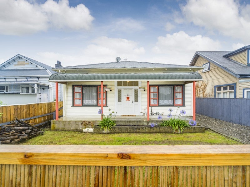 84 Chelwood Street, Takaro, Palmerston North - Carousel 2