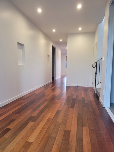 33 Medallion Drive, Oteha, Auckland - Carousel 1