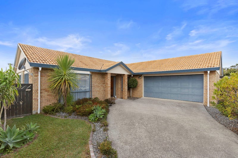 45 Roy Maloney Drive, Henderson, Auckland - Carousel 1
