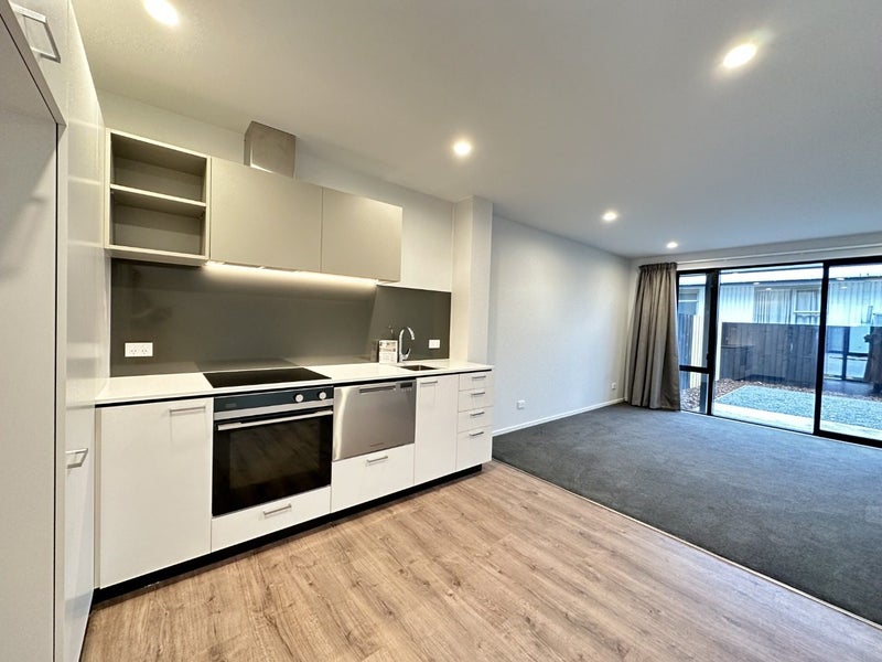 4/30 Frederick Street, Waltham, Christchurch - Carousel 2
