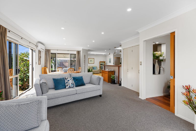31 Keepa Close, Papamoa Beach, Papamoa - Carousel 1