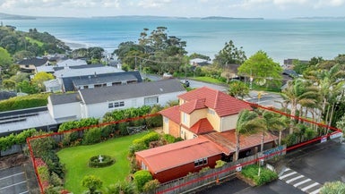 142 Mellons Bay Road, Mellons Bay, Auckland - Carousel 1