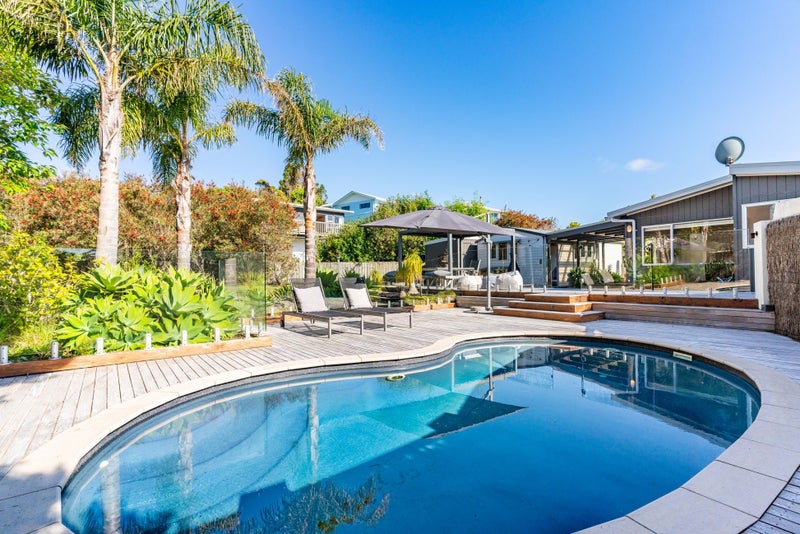 13 Taranui Place, Mangawhai Heads, Mangawhai - Carousel 1