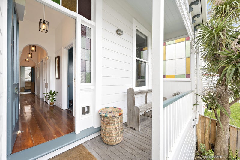 7 Burwah Street, Berhampore, Wellington - Carousel 1